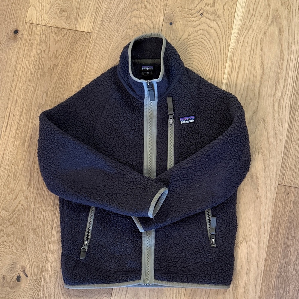 Kids 5-6 Patagonia Dark grey Fleece Jacket